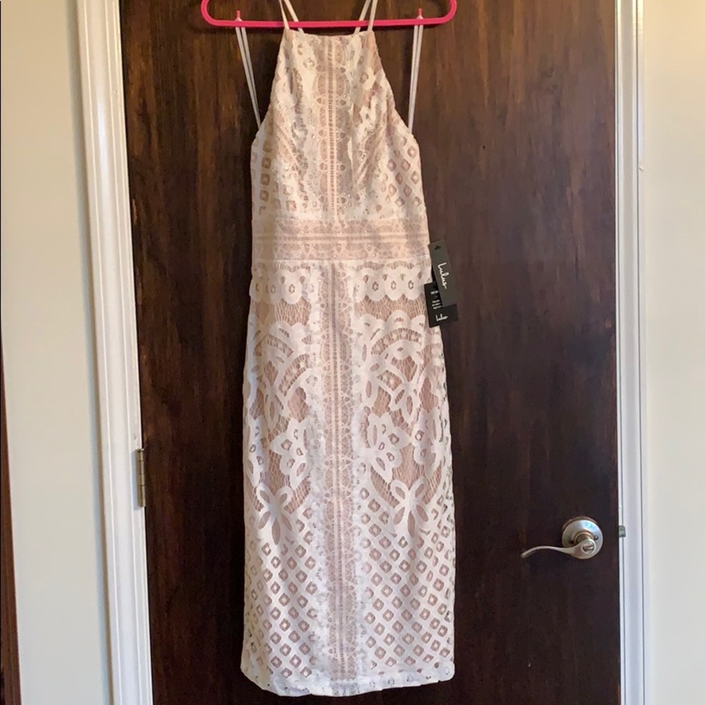 White lace dress